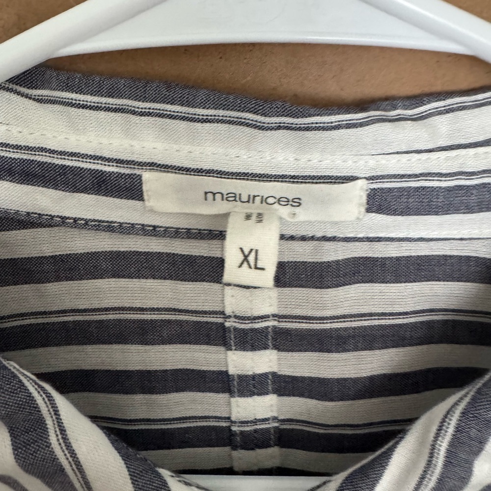 Maurices Monochrome Striped Button-Down Shirt - Picture 2 of 4